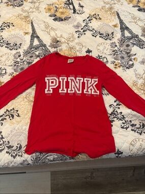 PINK Victoria's Secret Red Long-Sleeve Logo Tee for women